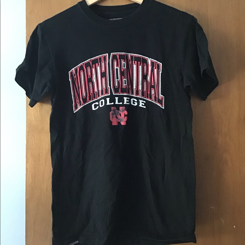 College Tshirt